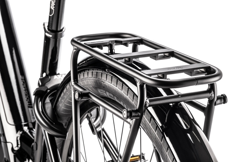 moustache-lundi-27-1-black-glossy_5_o