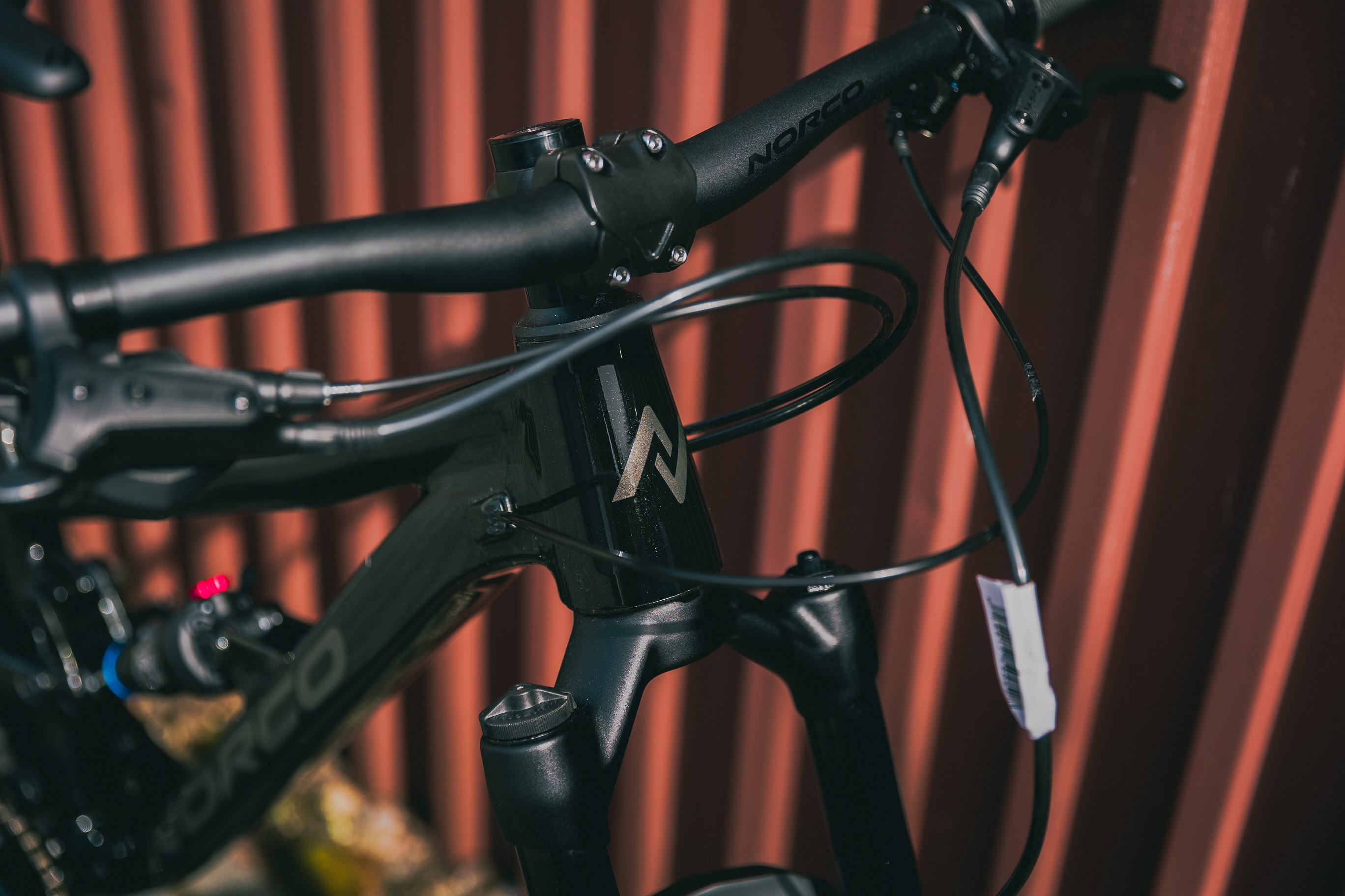 norco-fluid-fs-2-24-black-grey-4-2_2_o