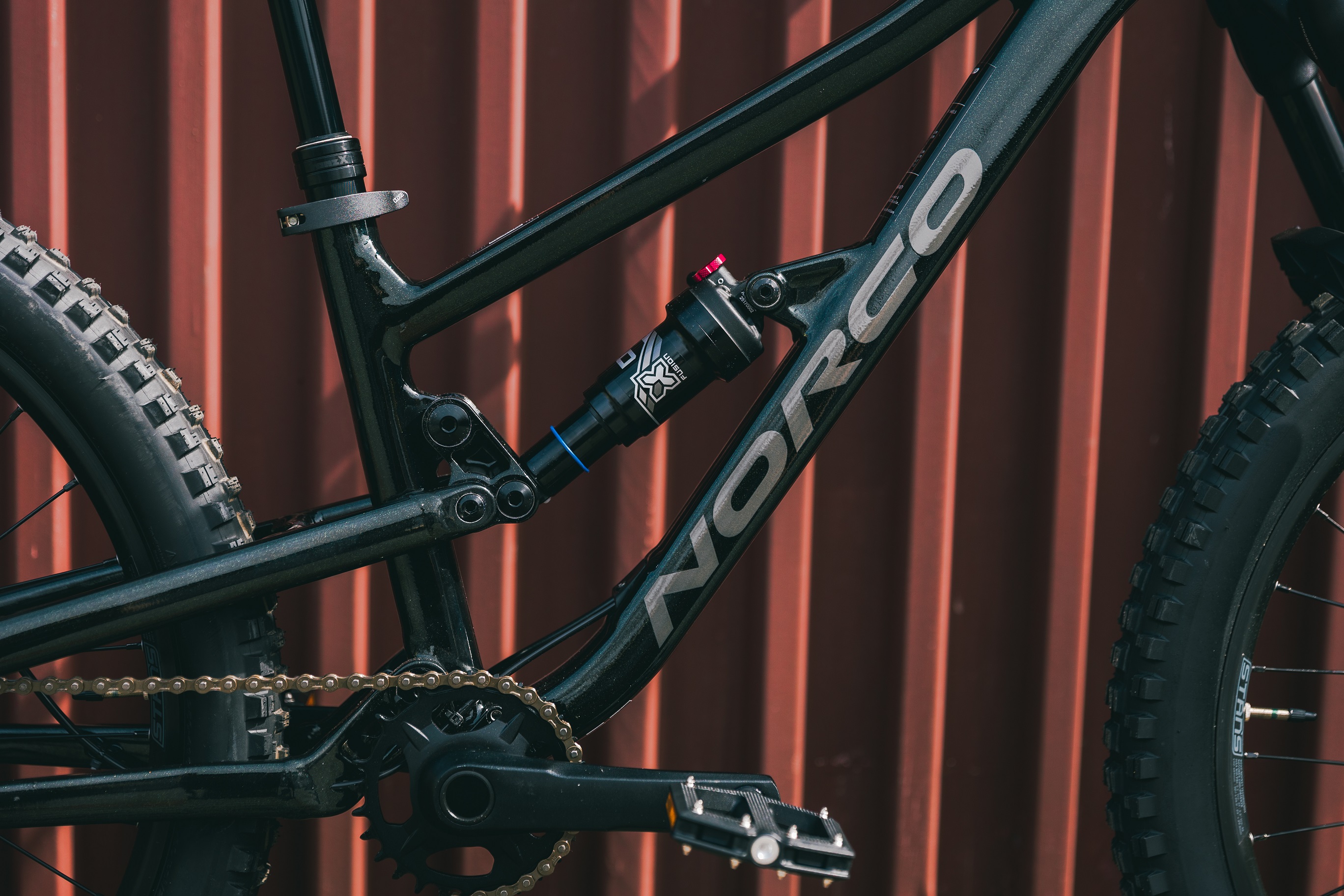 norco-fluid-fs-2-24-black-grey-4-2_4_o