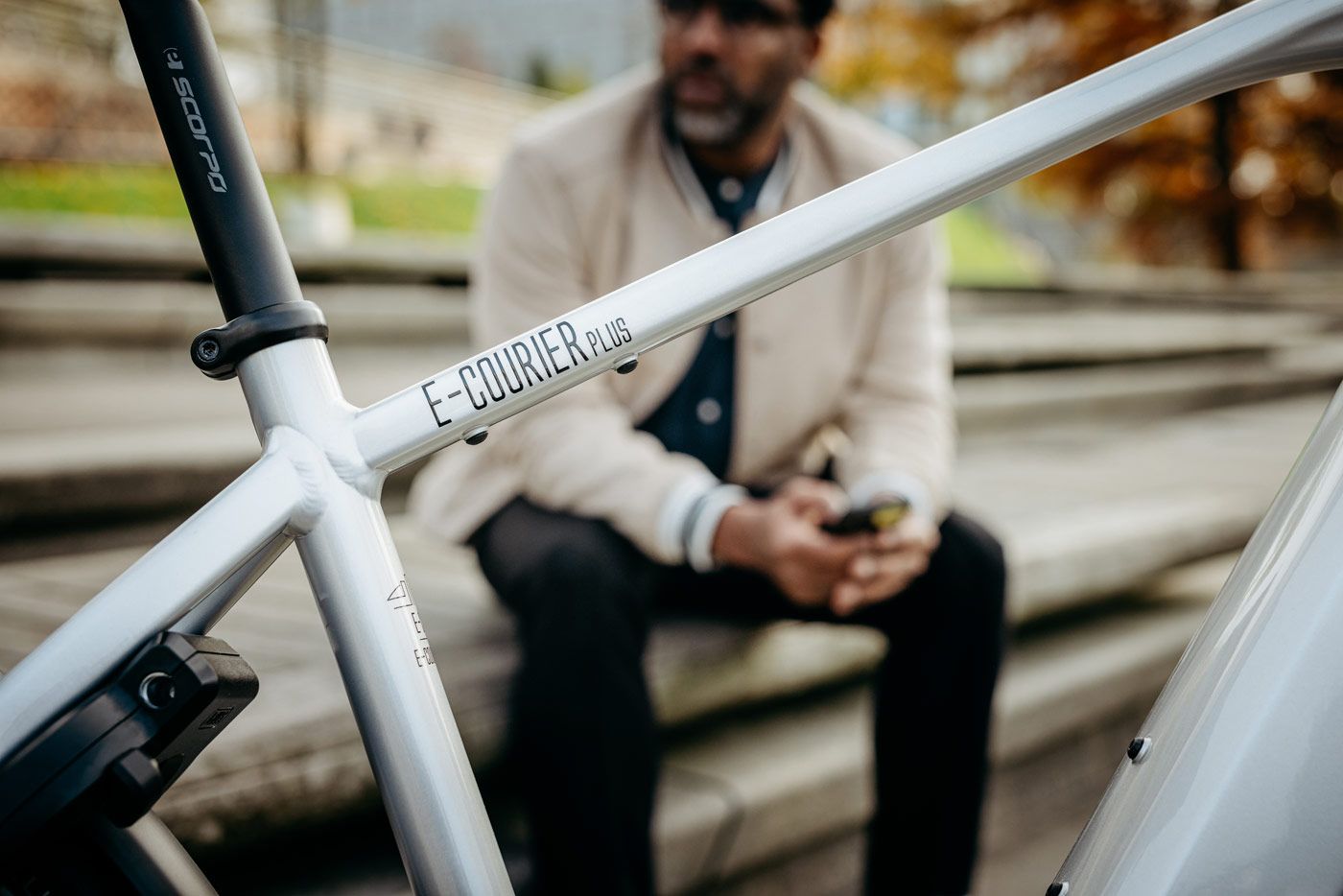 stevens-e-courier-plus-ht-electric-silver_2_o