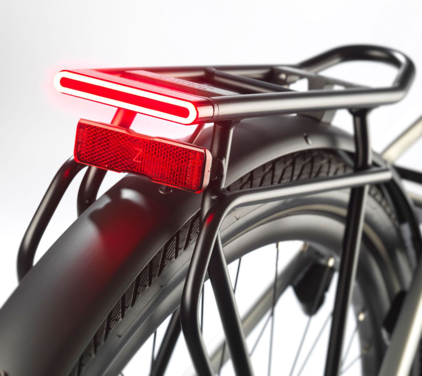 stevens-e-courier-plus-ht-electric-silver_6_o