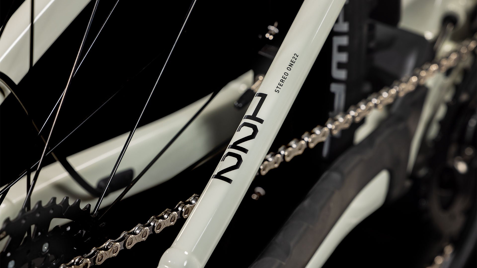 18287-4_synqup-801120-d-01